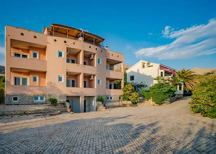 Casa de Férias Melandura By Interhome Dinjiška
