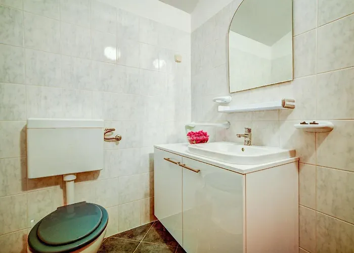 Vikendica Melandura By Interhome