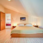 Melandura By Interhome Vakantiehuis