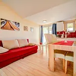 Melandura By Interhome *