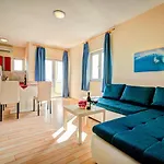 Melandura By Interhome *
