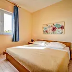 Vakantiehuis Melandura By Interhome *