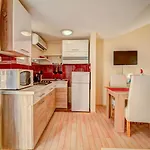 Vakantiehuis Melandura By Interhome Dinjiška