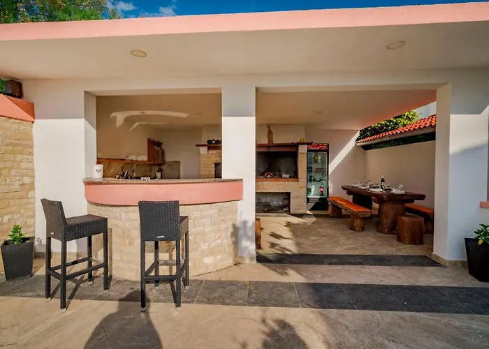 Дом отдыха Melandura By Interhome Dinjiska