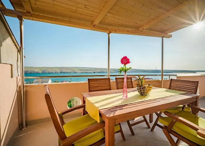 Melandura By Interhome *