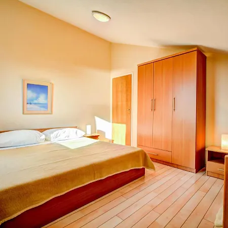 Melandura By Interhome